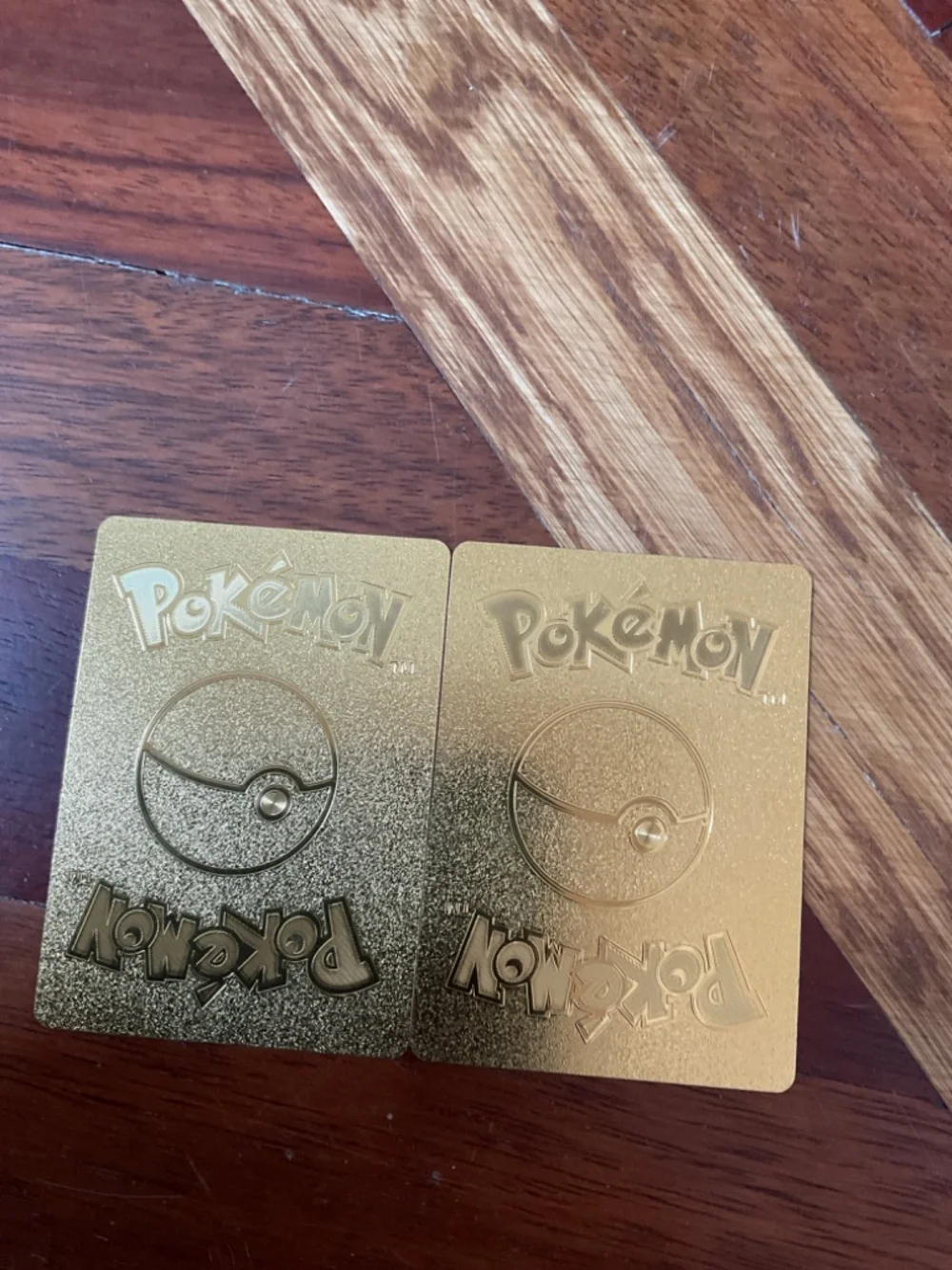 Gold Charizard Pokémon Display Card Set (2 Cards) – Fan Art Collectible